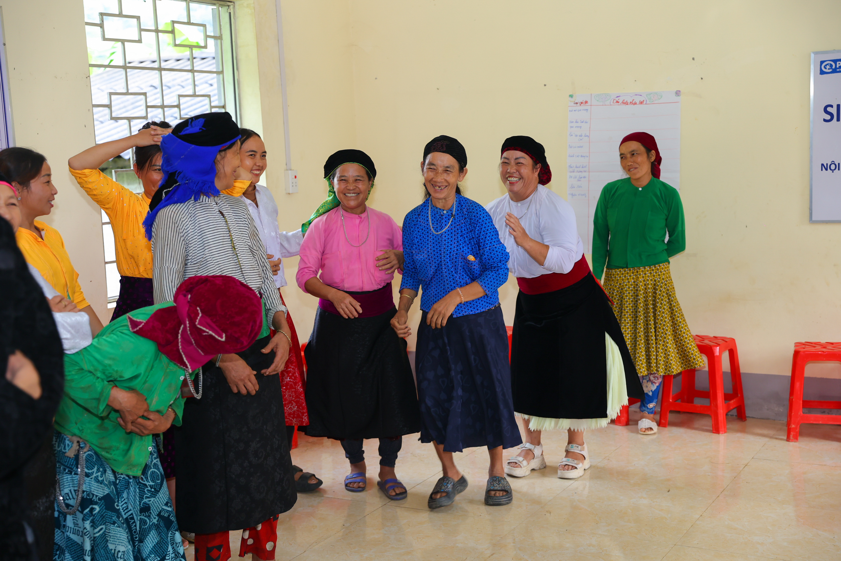 Ba mẹ Việt dùng công nghệ thông minh để theo dõi phát triển con