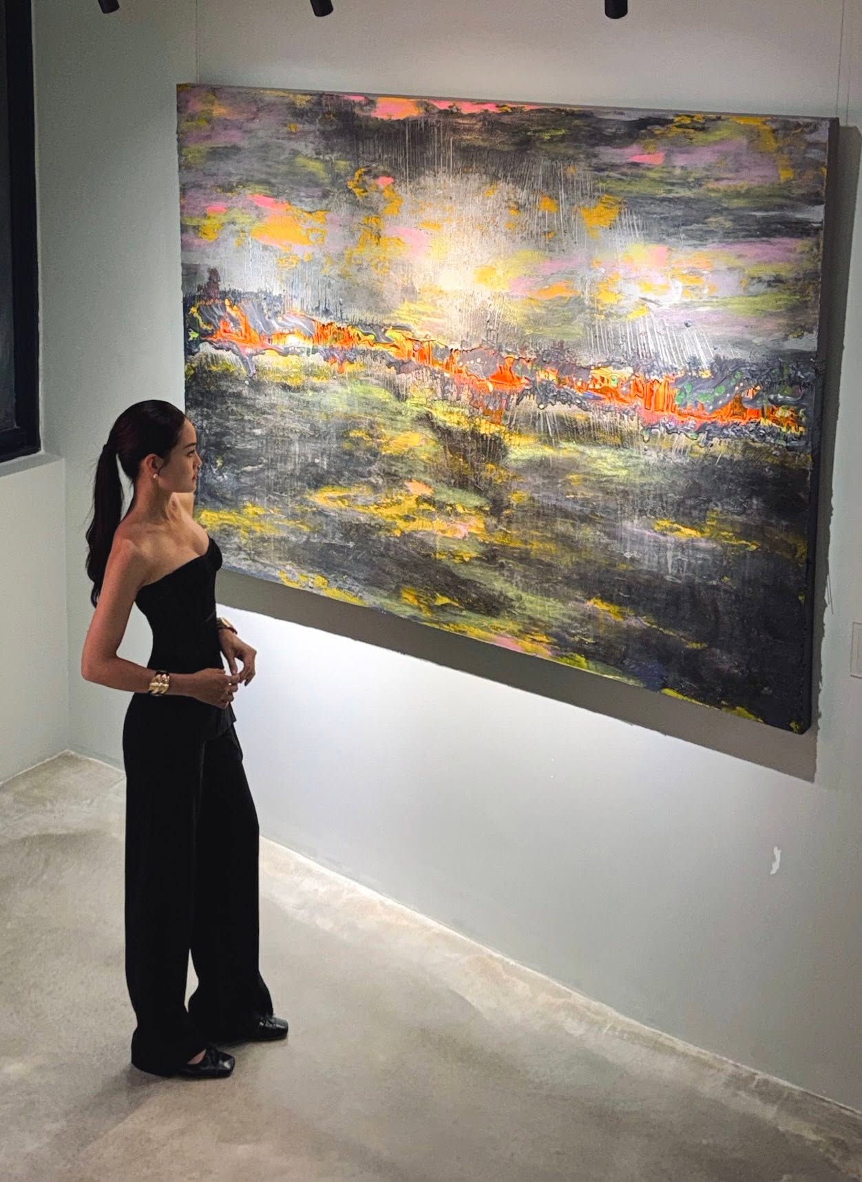 Phong cách công sở Thượng Chi Đào: cảm hứng từ Thùy Anh