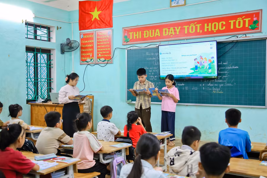 Những thách thức và lối mở cho dạy tiếng Anh miền núi
