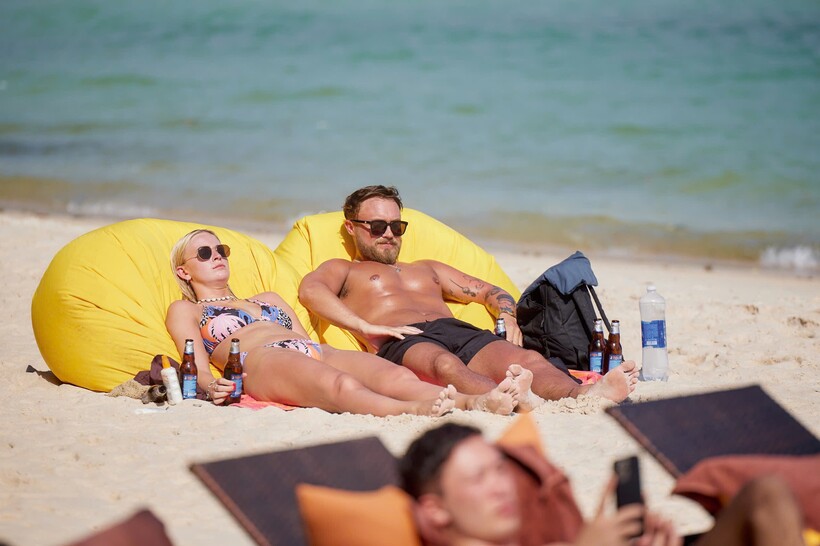 Khách Nga ồ ạt đổ về Việt Nam: Cú hích vàng cho Phú Quốc, Nha Trang, Đà Nẵng