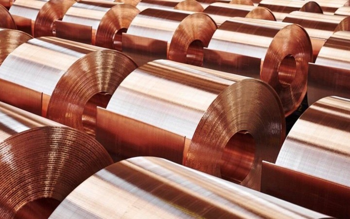 Giá đồng chạm đỉnh lịch sử: Tín hiệu cảnh báo cho xây dựng và công nghệ