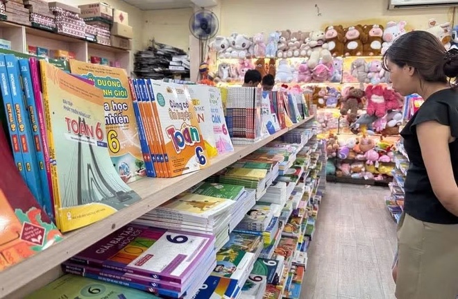 Khủng hoảng thiếu sách giáo khoa: Lỗi hệ thống và lối thoát