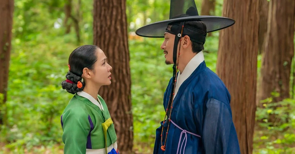 Cách The Scandal phơi bày định kiến xã hội Joseon qua tình yêu cấm kỵ