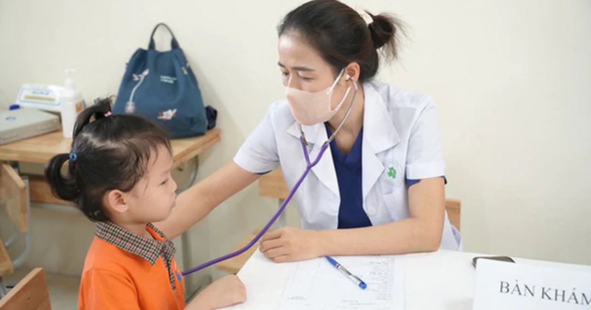 Số hóa sức khỏe học đường: từ khám miễn phí đến hồ sơ điện tử suốt đời học