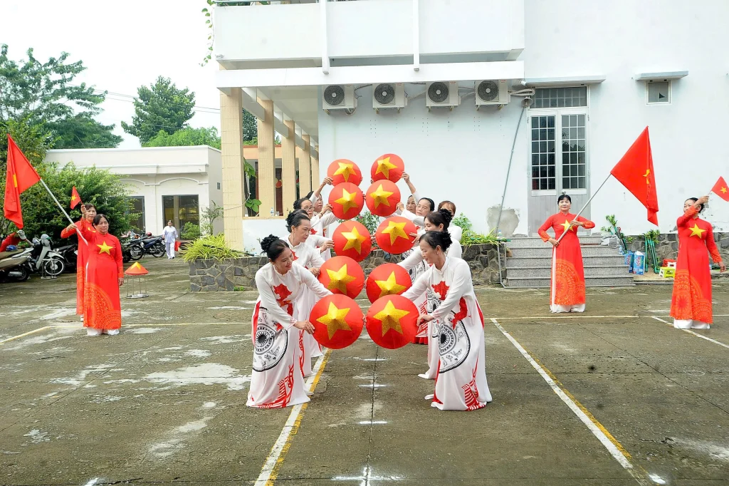 Đồng diễn thể dục dưỡng sinh: Khi người cao tuổi chọn sống chủ động