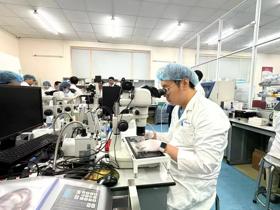 Từ phòng thí nghiệm đến thị trường: Cơ chế mới cho thương mại hóa nghiên cứu
