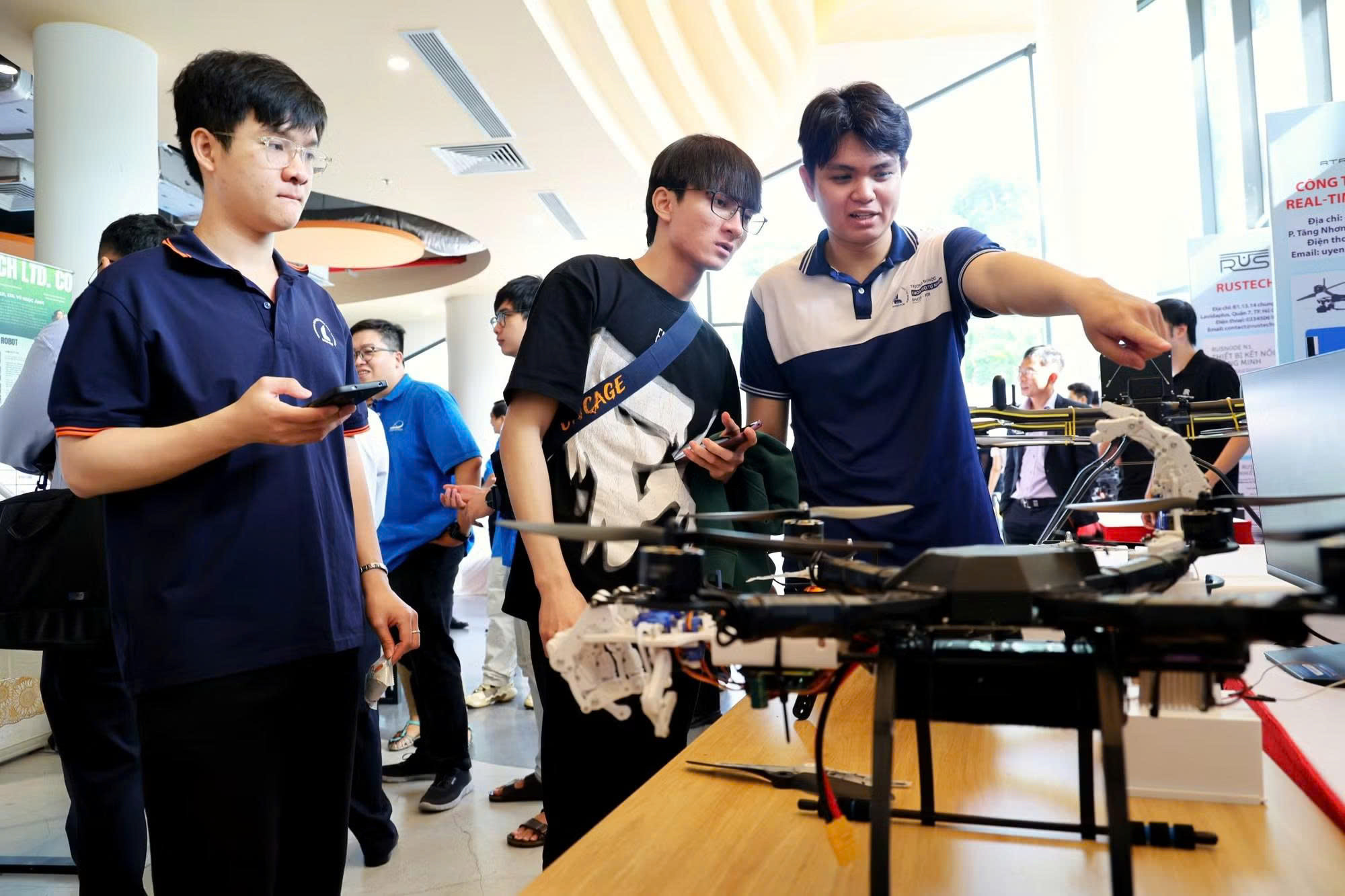 TP.HCM chuẩn bị hạ tầng giao hàng bằng UAV: Tham vọng lớn, thách thức càng lớn
