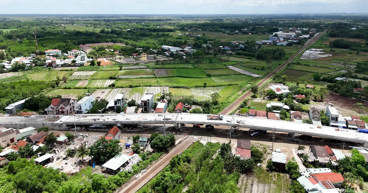 Đà Nẵng tăng tốc hoàn thành Quốc lộ 14E: gỡ rối mặt bằng để về đích dự án 1.800 tỉ