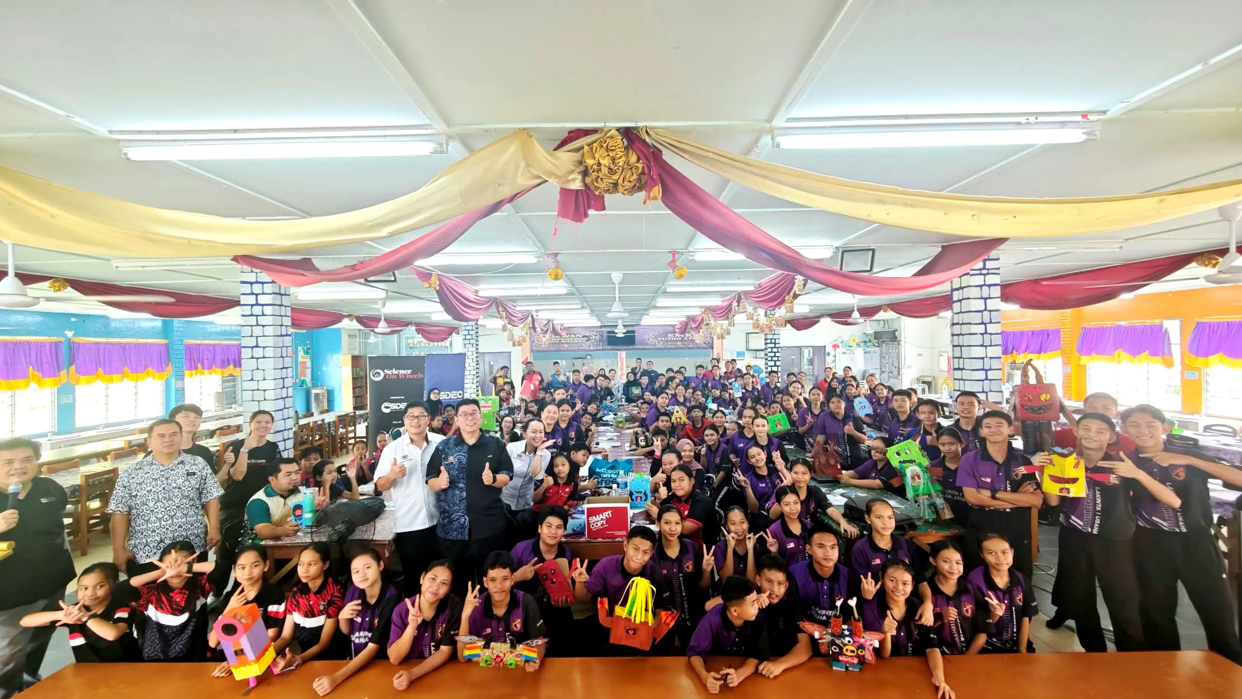 Program STEM Menjangkau Sekolah Pedalaman Melalui Robotika dan Sains