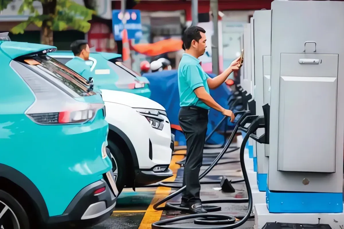 Việt Nam vượt lên thị trường xe điện lớn nhất Đông Nam Á: Cơ hội nào cho người tiêu dùng?