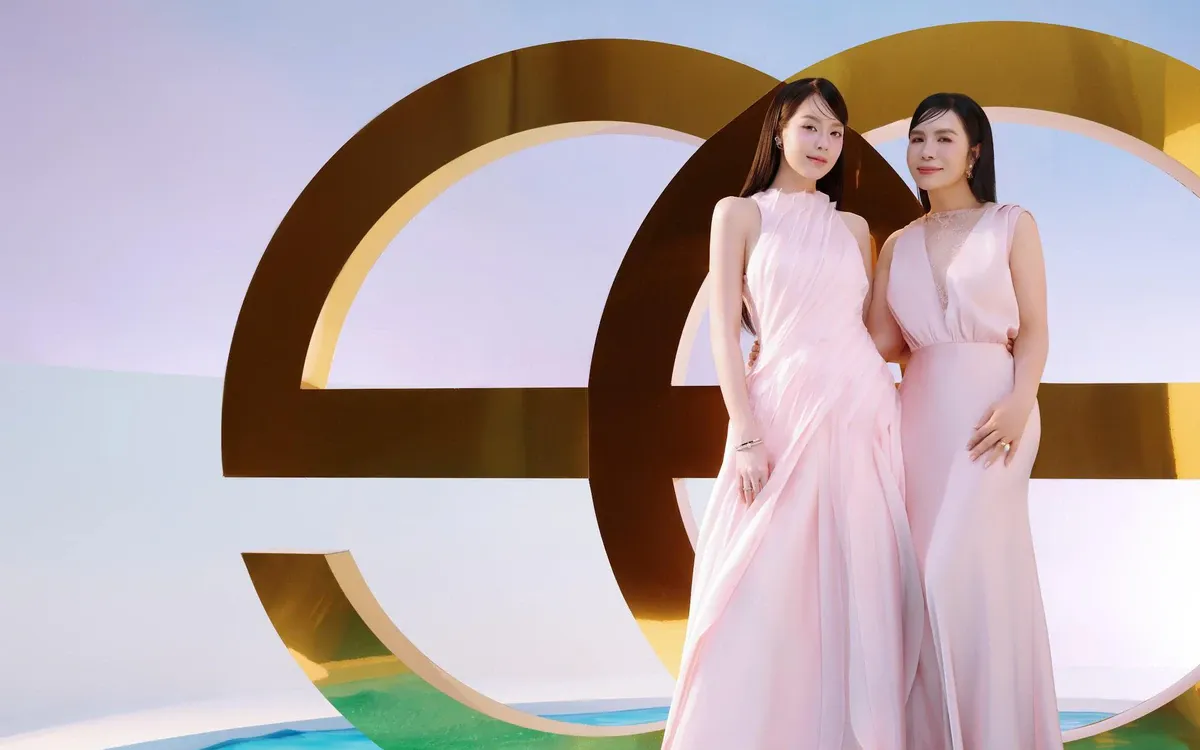 Từ vương miện đến sàn diễn: khi hoa hậu trở thành đại sứ thời trang