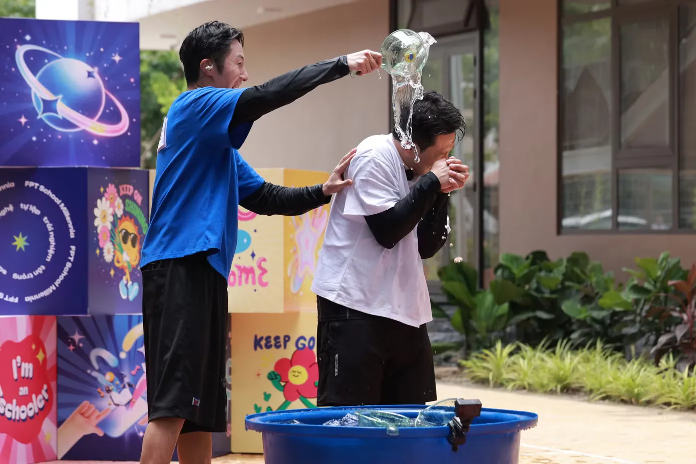 Jung Il Woo ‘chơi tới bến’ ngay lần đầu xuất hiện Running Man Vietnam