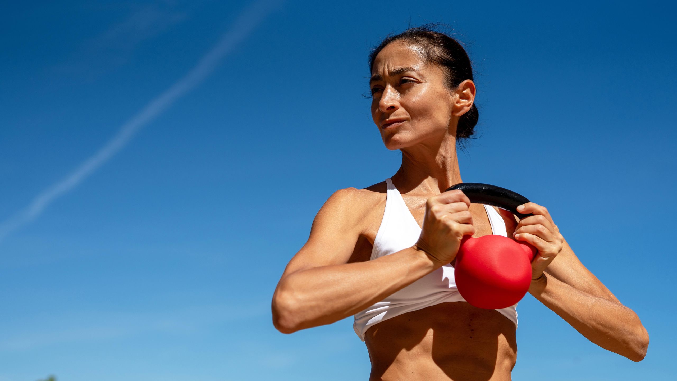 Kettlebell Swing: Kỹ thuật đúng để xây sức mạnh hàng ngày