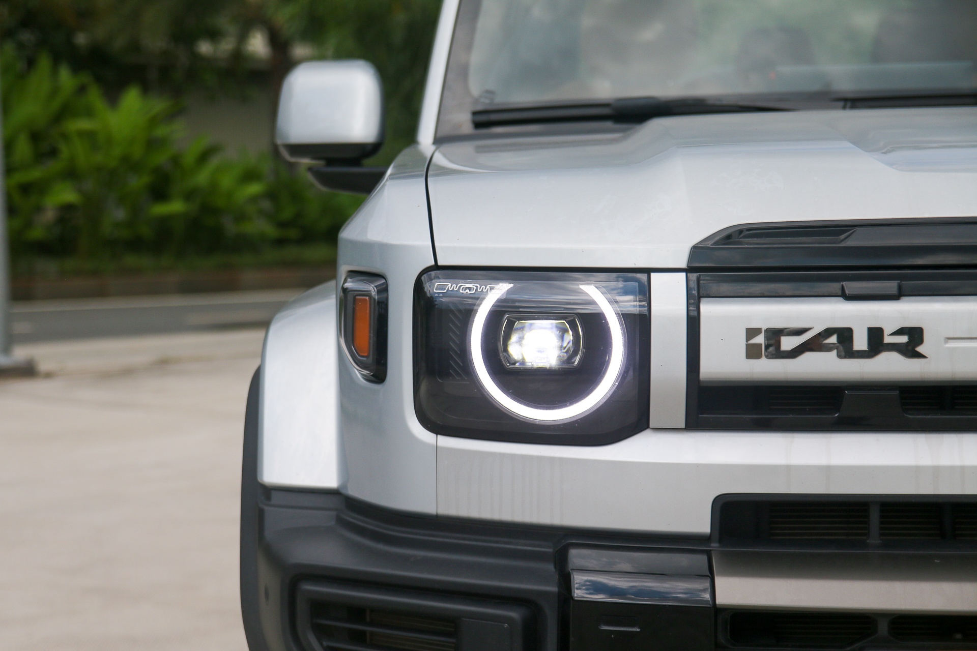 iCaur V27 REEV: SUV hybrid điện cỡ lớn và câu chuyện phạm vi 1.200km