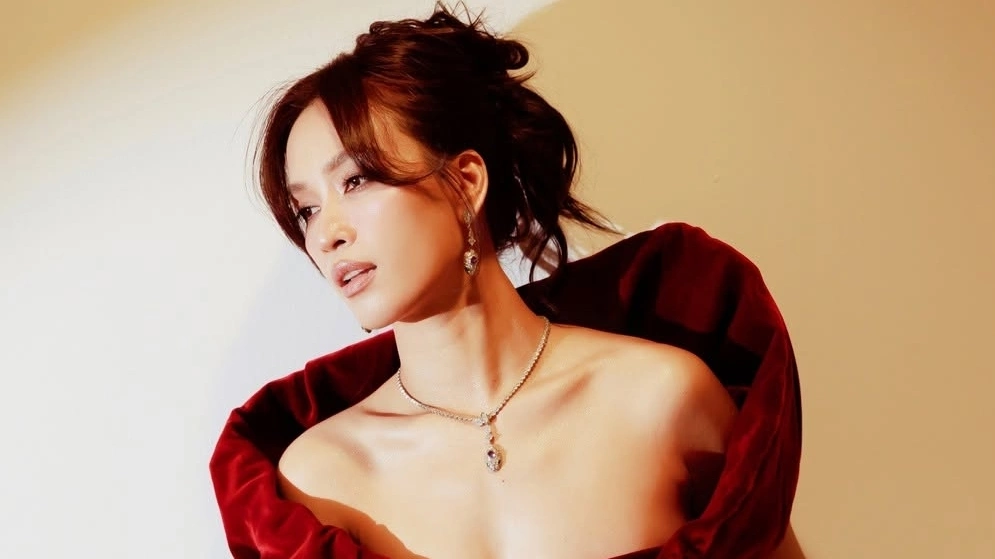 Ái Phương và cú lột xác nghệ thuật trong MV “Buông Lòng”
