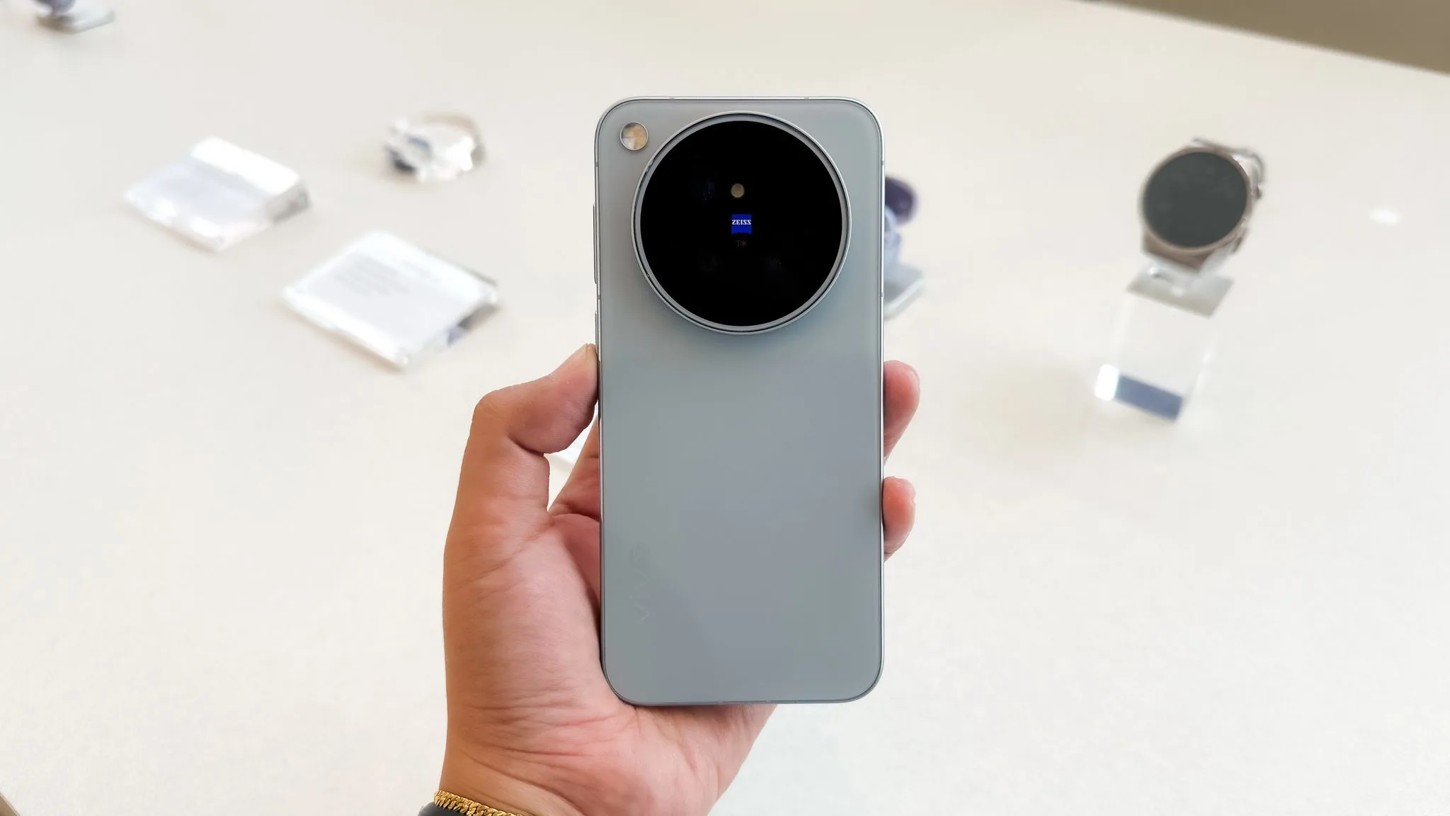 Vivo X500 Pro Series Rasmi: Dimensity 9600 Pro & Kamera 200MP ZEISS