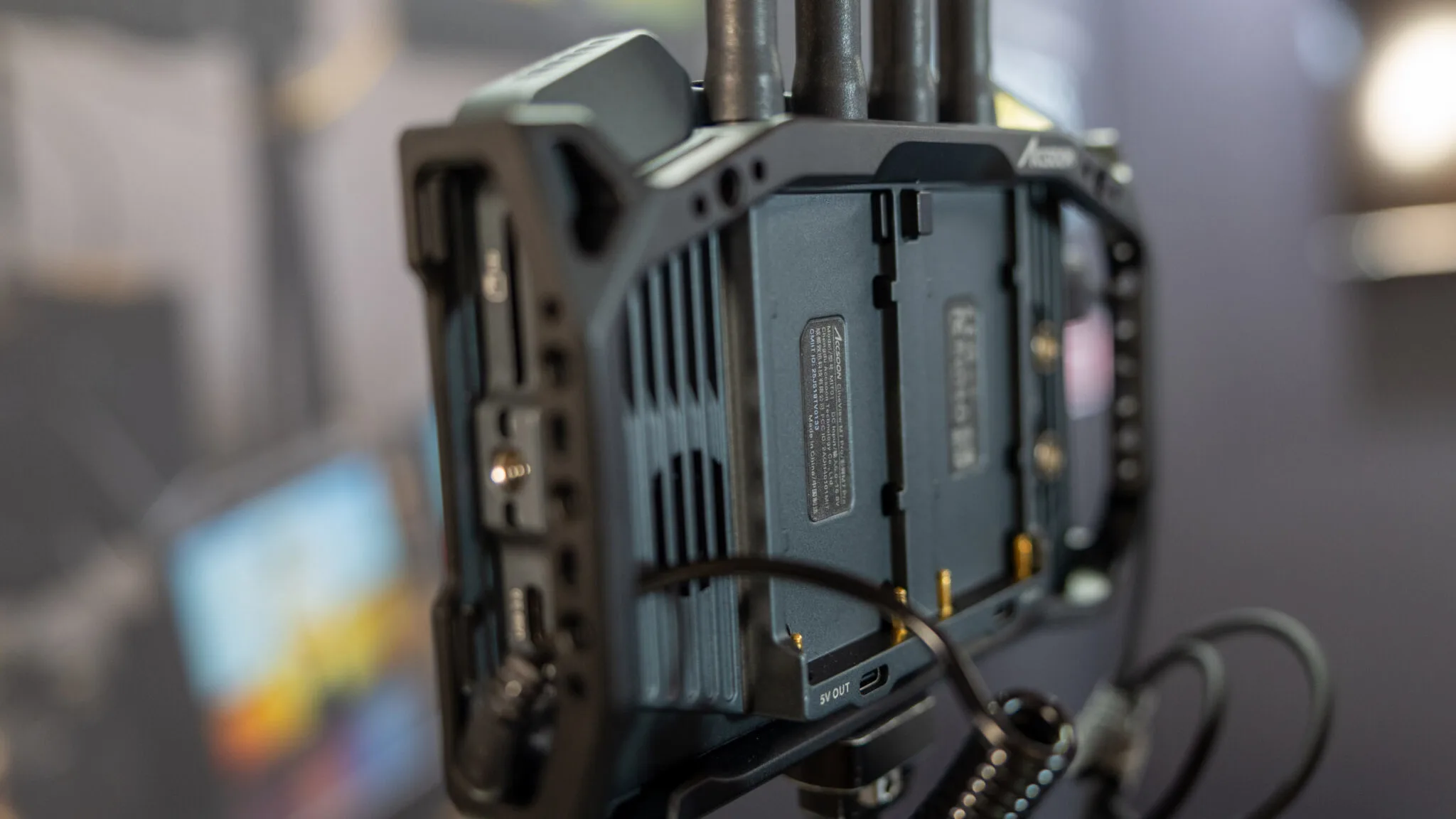 Accsoon CineView M7 và NIPROS VEGA-R: Định nghĩa lại giám sát video chuyên nghiệp