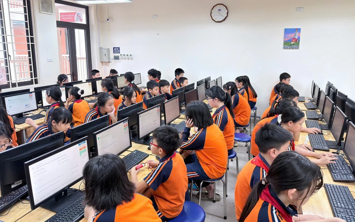 Dạy AI từ lớp 1: cơ hội lớn, áp lực không nhỏ với nhà trường