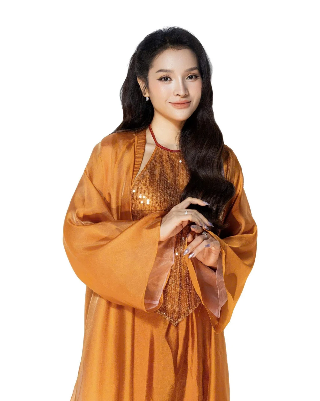 Mỹ Anh, Phương Mỹ Chi và hướng đi mới của nghệ sĩ trẻ Việt
