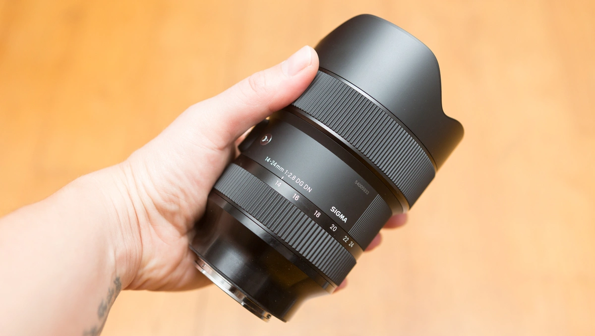 Deal ống kính siêu rộng Sigma và tele Sony 600mm cho nhiếp ảnh chuyên nghiệp