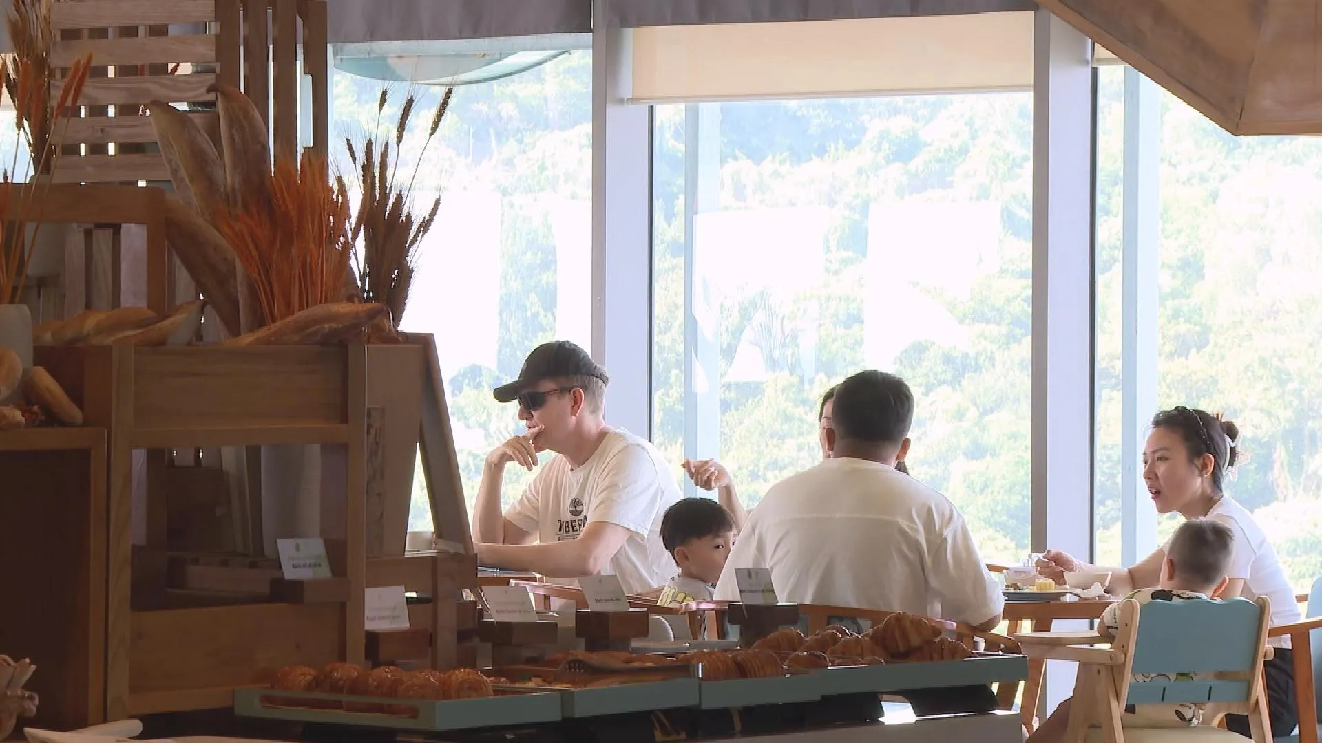 Những điểm đến du lịch đang loại bỏ nhựa dùng một lần: Hướng dẫn du lịch bền vững cho du khách có ý thức