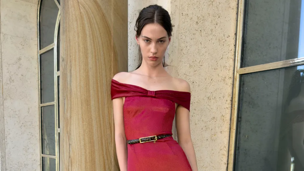 Bốn bộ sưu tập Xuân định hình lại nữ tính trên sàn diễn ready-to-wear