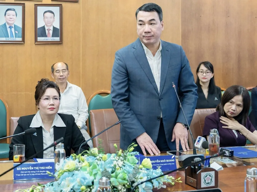 Liệu pháp tế bào gốc mở hy vọng mới cho bệnh nhân xơ gan