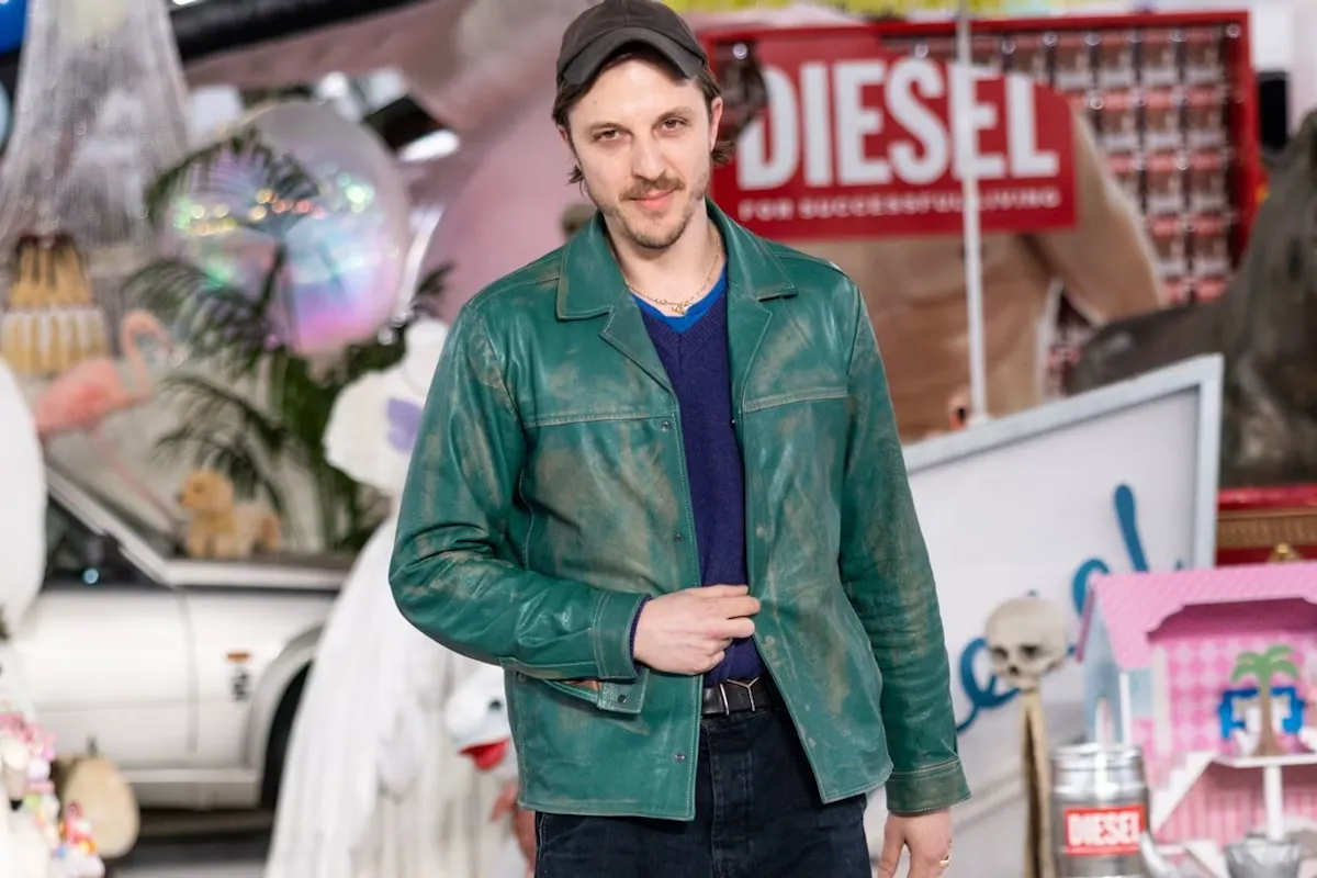 Glenn Martens rời Diesel: cú chuyển mình mới của một nhà thiết kế thời trang táo bạo