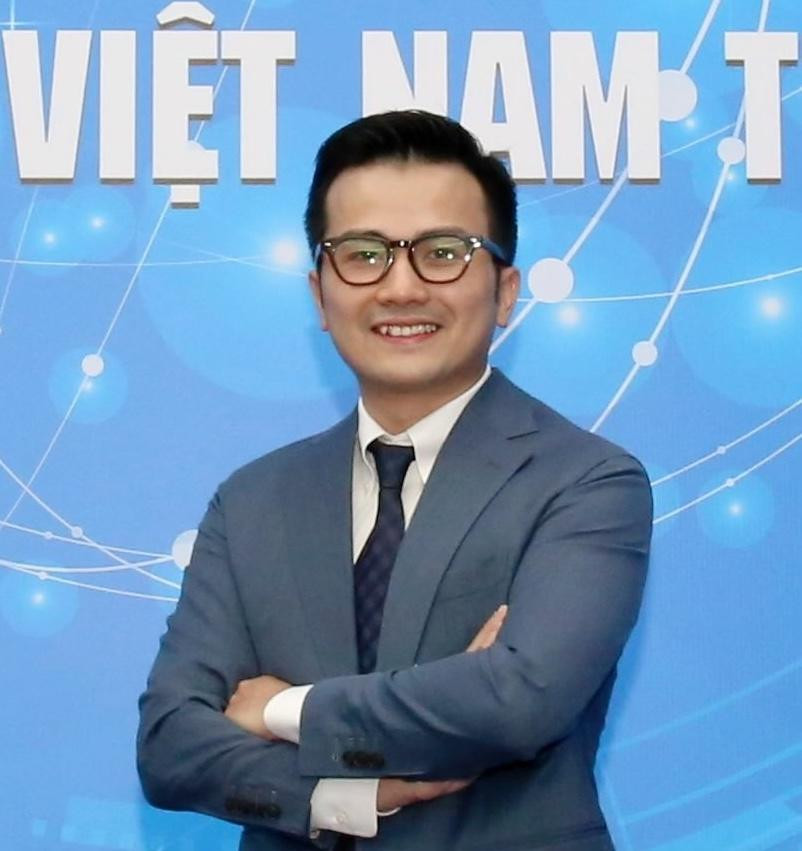 Giáo sư trẻ nhất ngành Y và hành trình vươn tầm thế giới