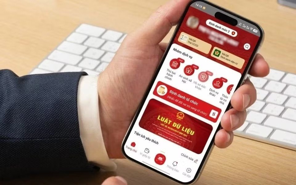 VNeID 2.2.12: Tận dụng tối đa sổ sức khỏe, đăng kiểm và chữ ký số