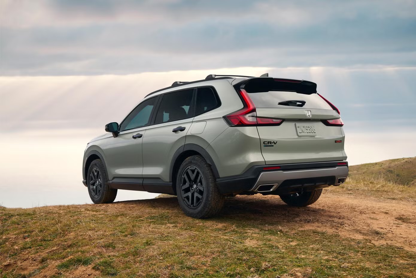 Honda quay lưng với xe điện, đặt cược vào CR-V hybrid