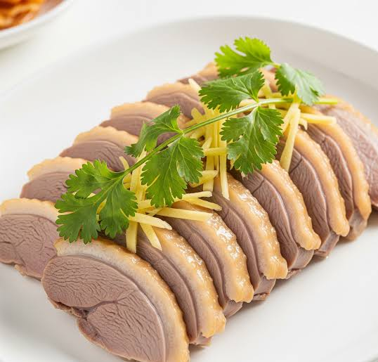 Thịt vịt: lựa chọn thịt bình dân giàu protein thay thế thịt bò