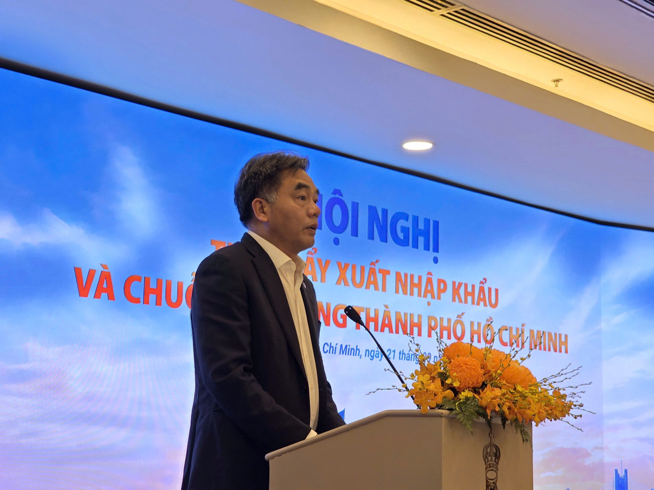 TP Hồ Chí Minh tăng kết nối logistics để giảm chi phí xuất khẩu