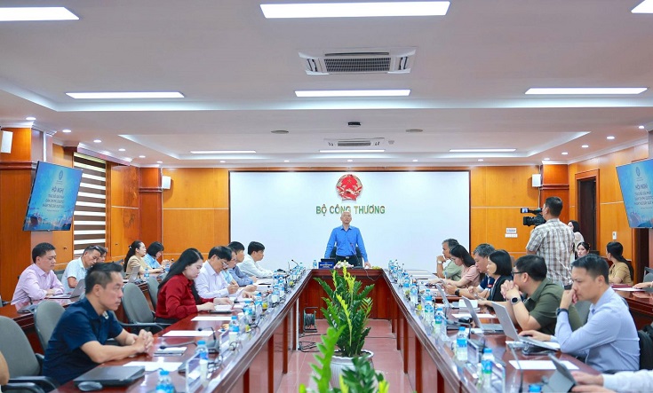Giảm chi phí logistics để giữ sức cạnh tranh xuất khẩu Việt Nam