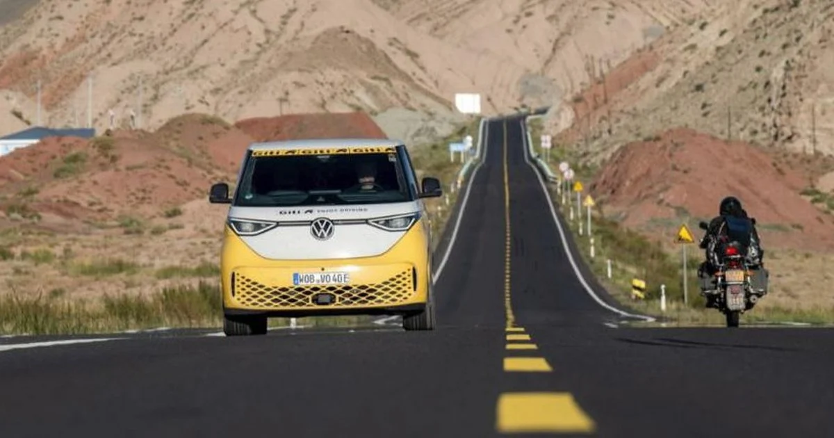 Volkswagen ID. Buzz lập kỷ lục Guinness: câu trả lời thực tế cho độ bền pin xe điện