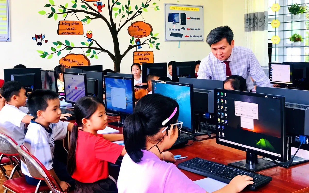 Cơ hội học công nghệ cho học sinh vùng sâu đang thay đổi cuộc chơi giáo dục