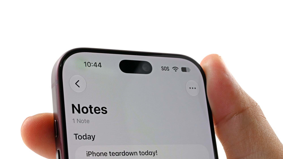 Bên trong khẩu độ biến thiên iPhone 18 Pro và nỗi lo sửa màn hình