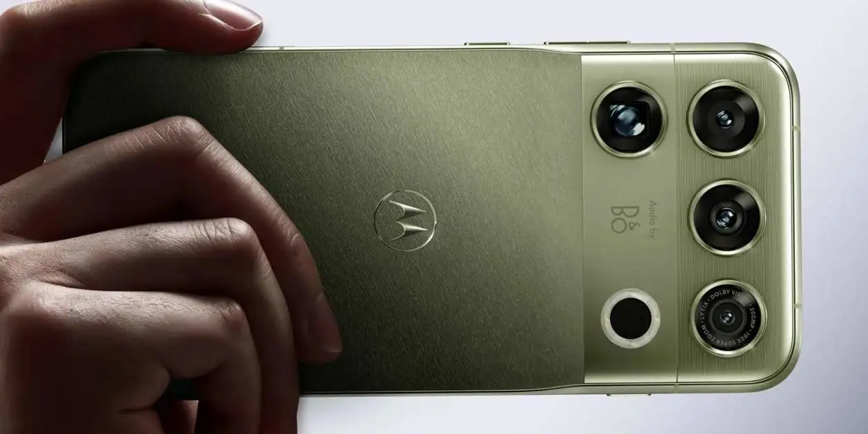 Motorola Signature 27 và bước ngoặt âm thanh Bang & Olufsen trên smartphone