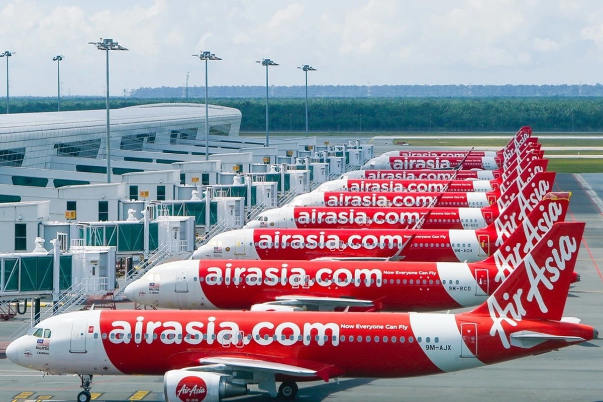 AirAsia khủng hoảng tài chính và bài toán phòng vệ của hàng không Việt Nam