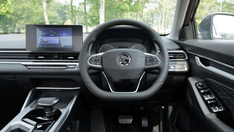 Panduan Membeli Proton S70 Lite dan Prime: Varian Sedan Terjangkau Baharu