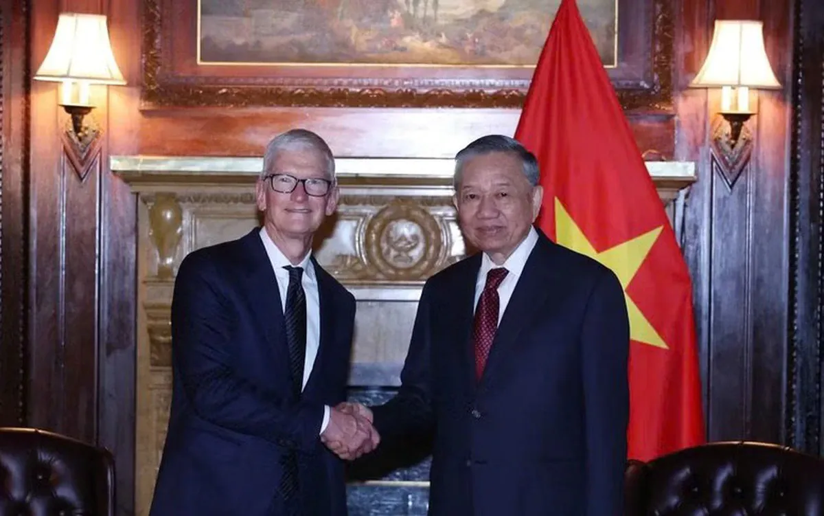 Apple, Boeing và Warburg Pincus mở rộng đầu tư tại Việt Nam: Cơ hội tái thiết cấu trúc kinh tế