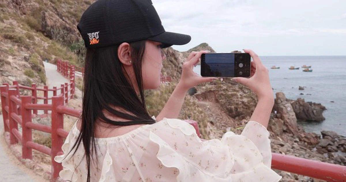 Tháng lương đầu tiên: Gen Z tự thưởng bản thân bằng du lịch giá rẻ