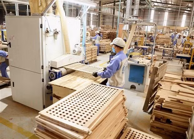 Ngành gỗ nội thất Việt Nam: Bước ngoặt từ gia công sang làm chủ chuỗi giá trị