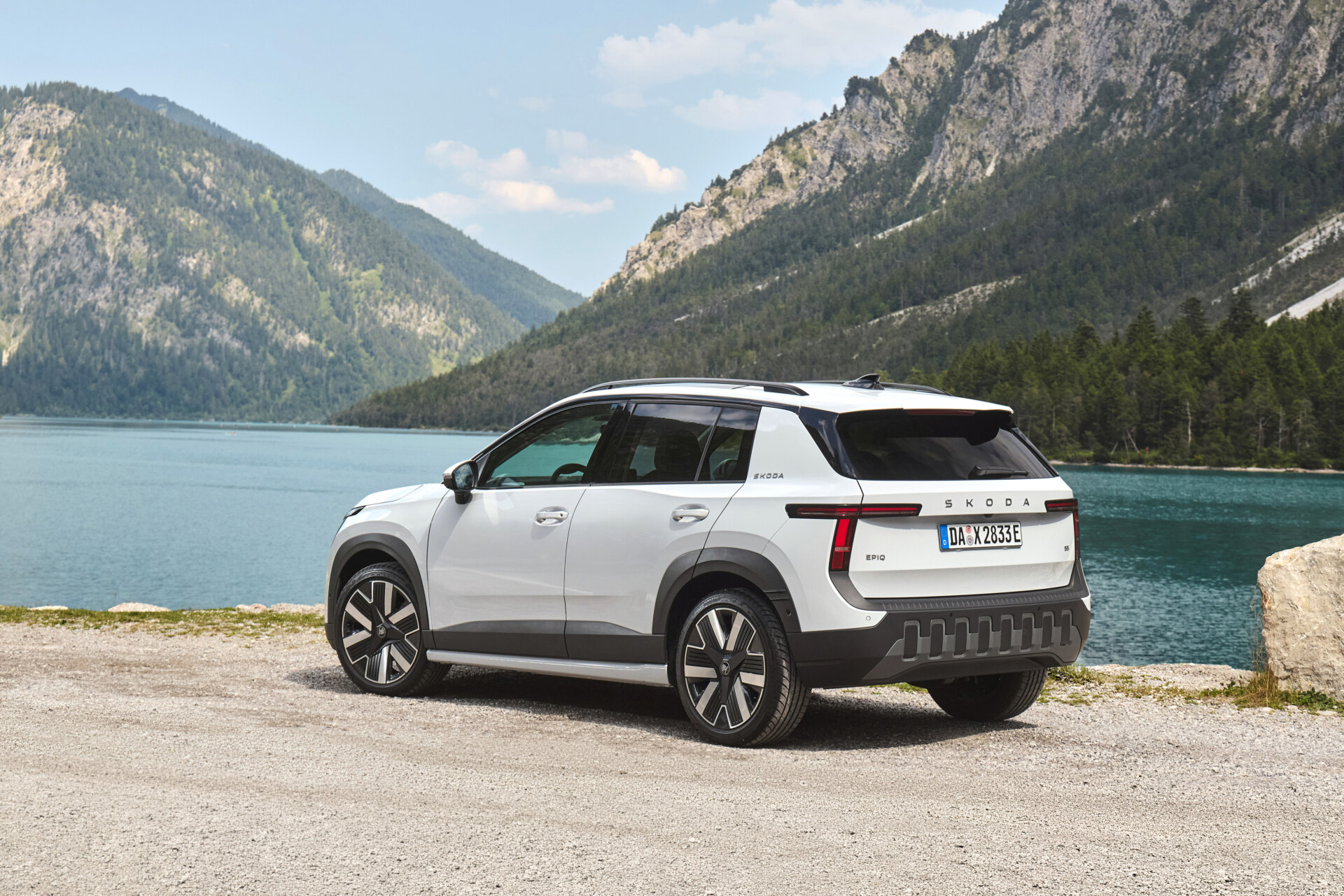 Hành trình 10.000km với Škoda Epiq 55 và Peaq 90x: nên chọn chiếc nào?