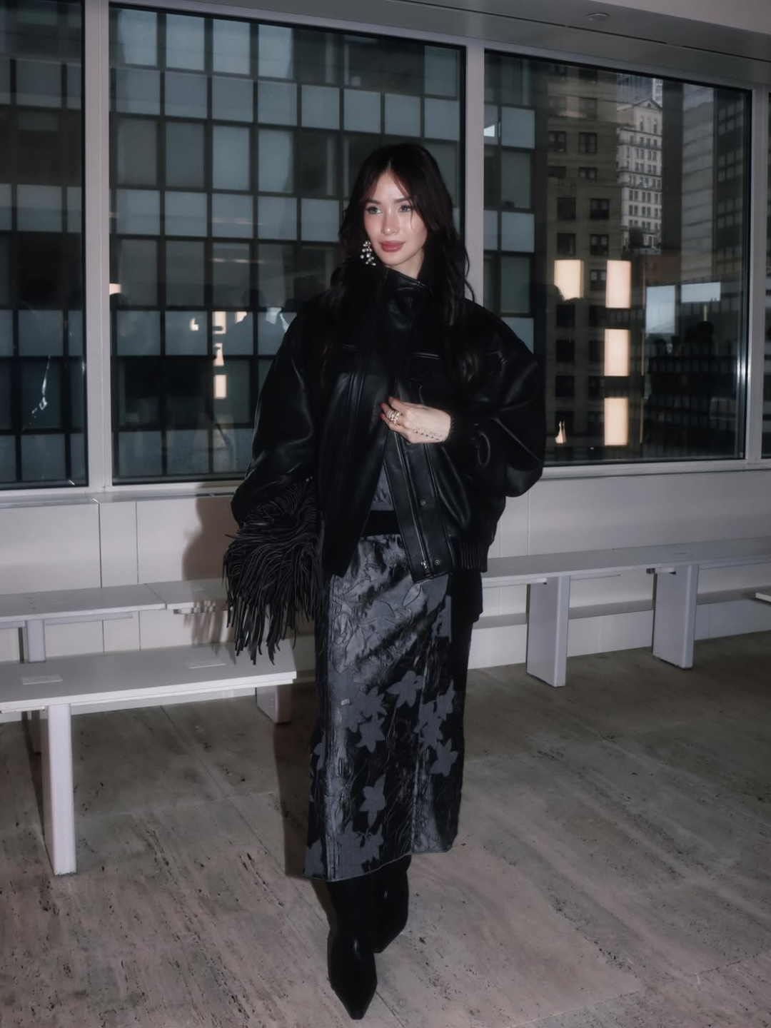 Sao Châu Á tỏa sáng trên sàn diễn quốc tế: từ COS đến Fendi Milan