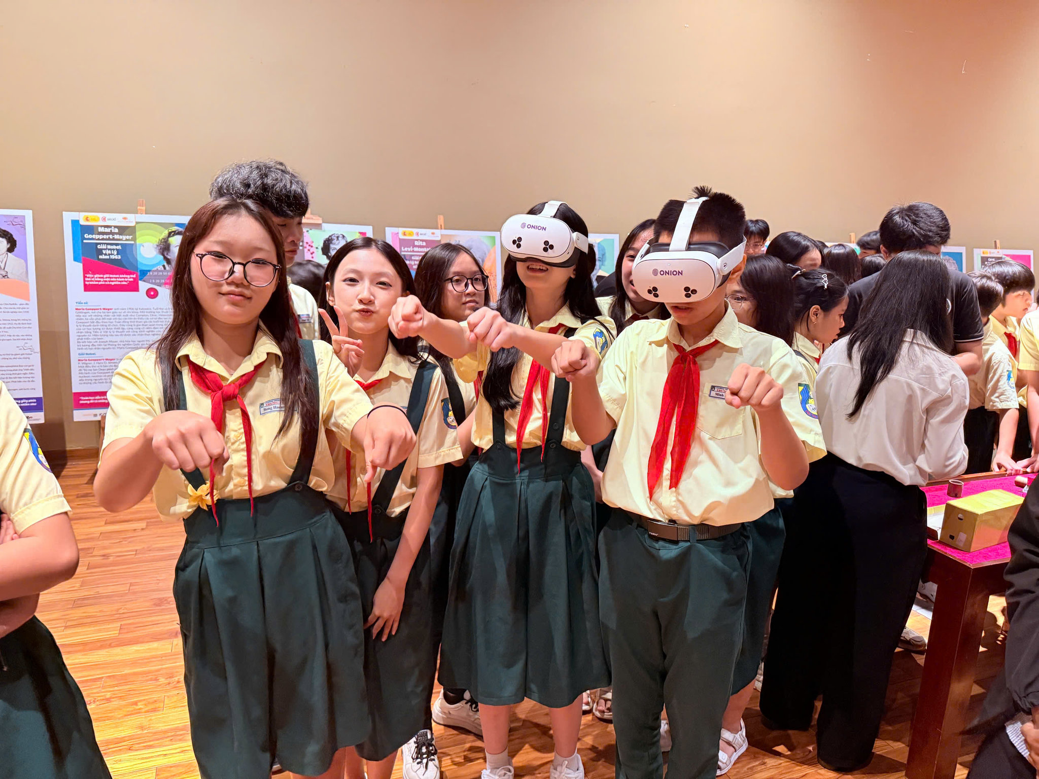 Triển lãm Phụ nữ trong Khoa học: Khi khoa học trở thành ngôn ngữ ngoại giao mới