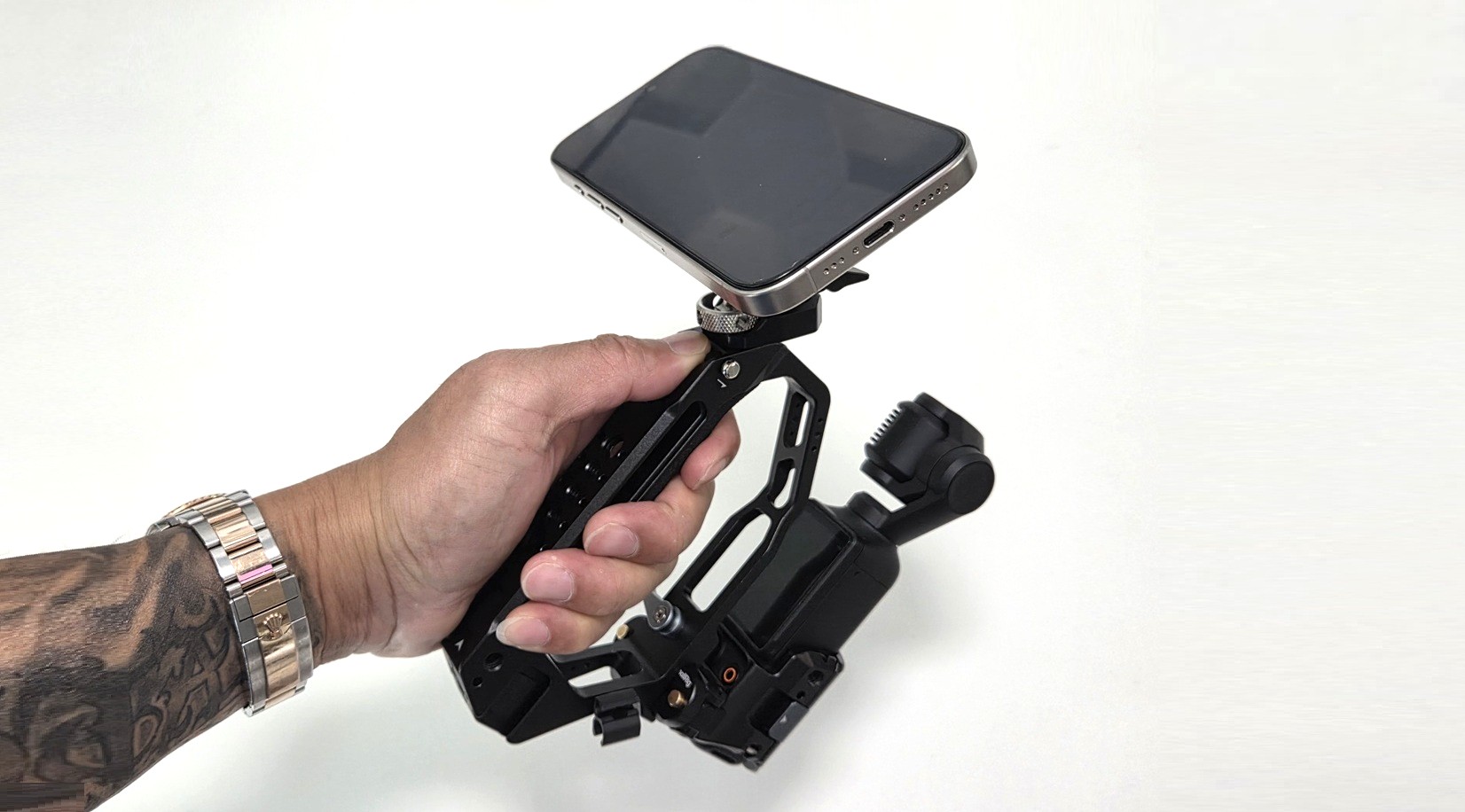 Phụ Kiện Gimbal DJI Pocket 3/4P Nên Mua: Battery Handle, Vlogging Rig Hay Tele Lens?
