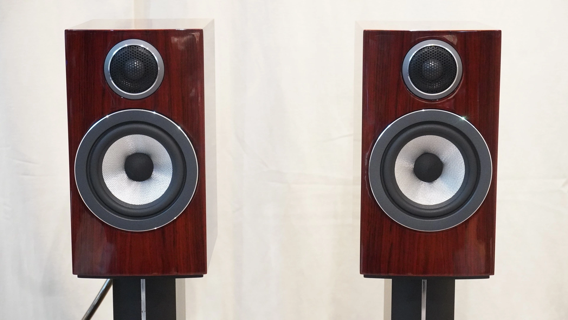 ATC EL50 Anniversary vs Bowers & Wilkins 707 Prestige: lựa chọn loa tham chiếu Hi-Fi nào phù hợp hơn?