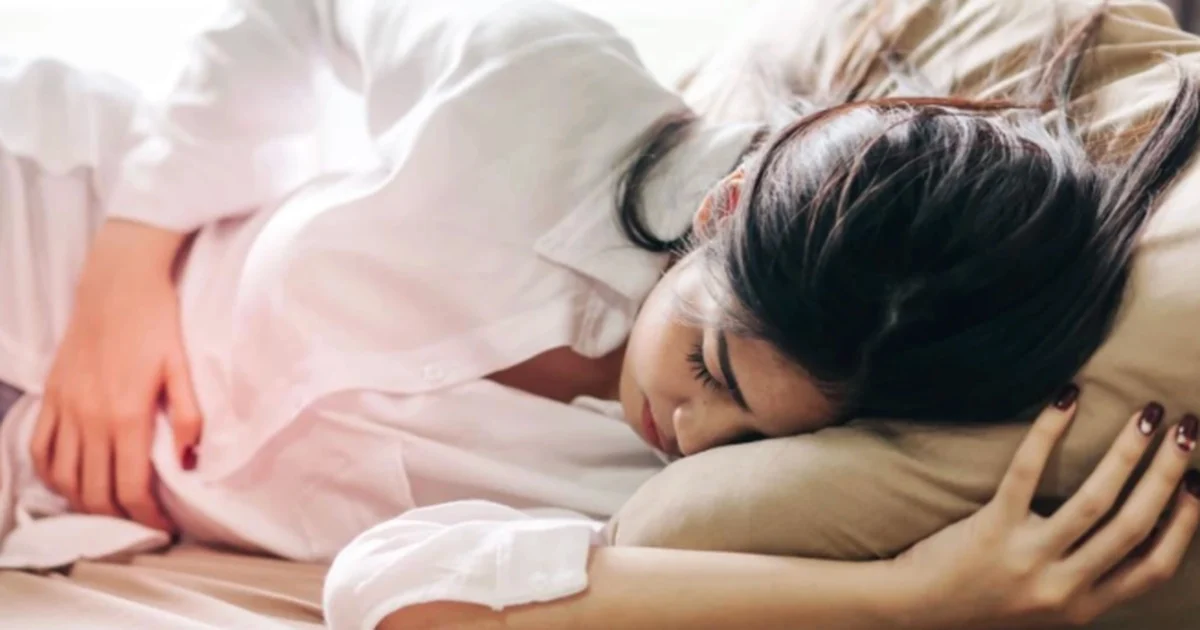 Thói quen uống cà phê khiến xương yếu như người 70 tuổi