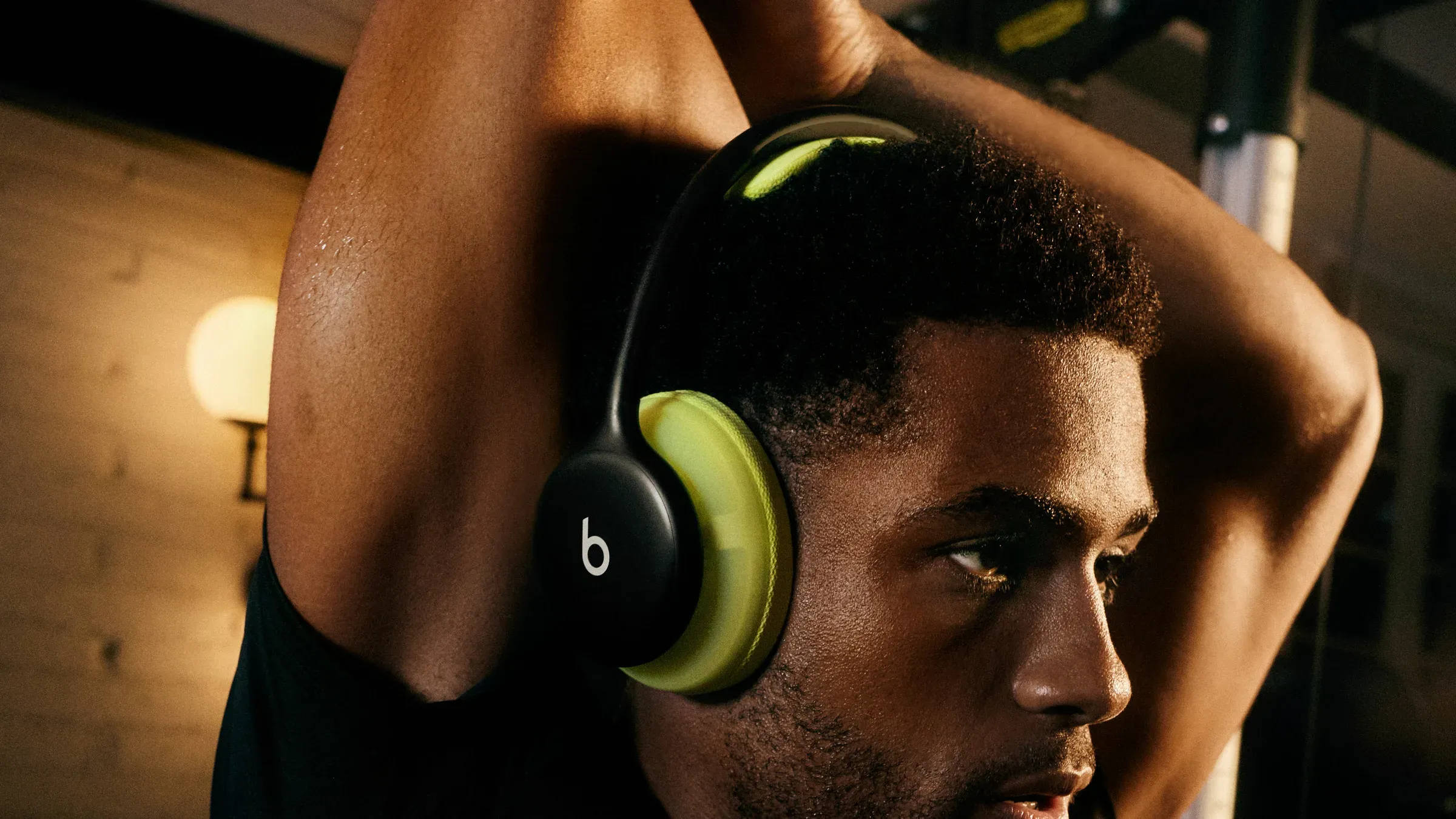 Beats 360: lựa chọn over-ear thể thao thay thế AirPods Max